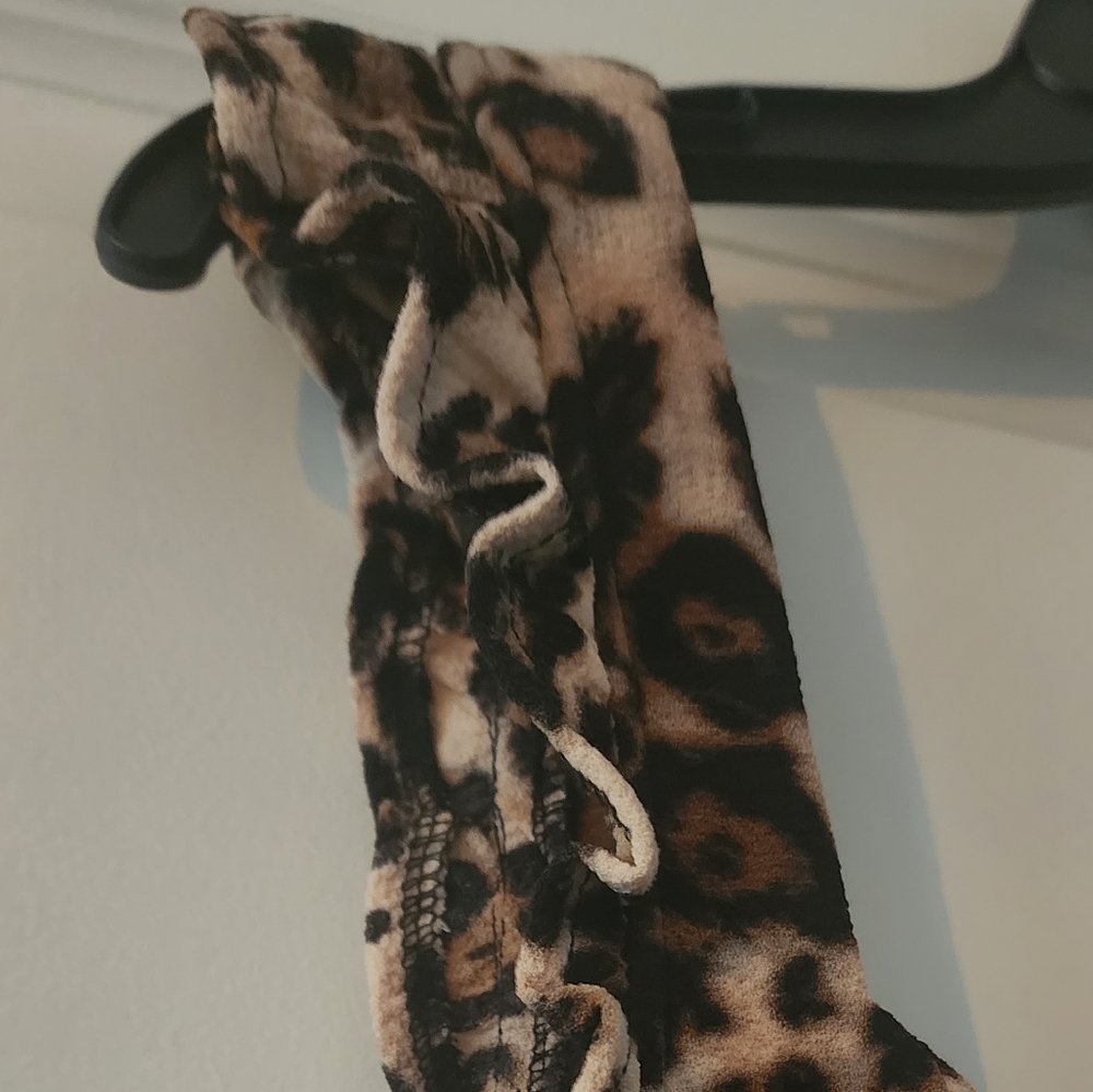 Light-Weight Little Leopard Dress - Picture 2 of 4